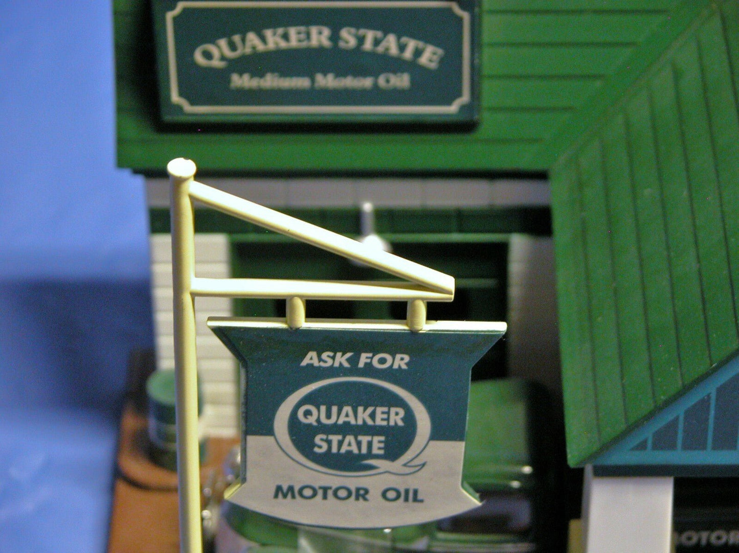2001 Golden Wheel Quaker State Gas Station Die - o - rama - FranksFunkyStuff