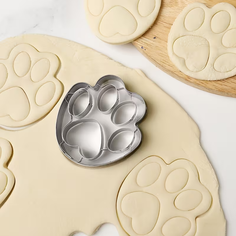 NEW Dog Paw Cookie Cutter, Stainless Steel Paw Print6
