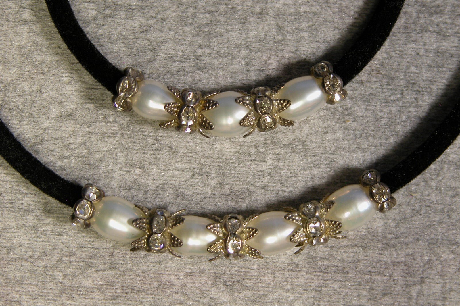 1970's Faux Pearl Matching Choker and Bracelet - FranksFunkyStuff