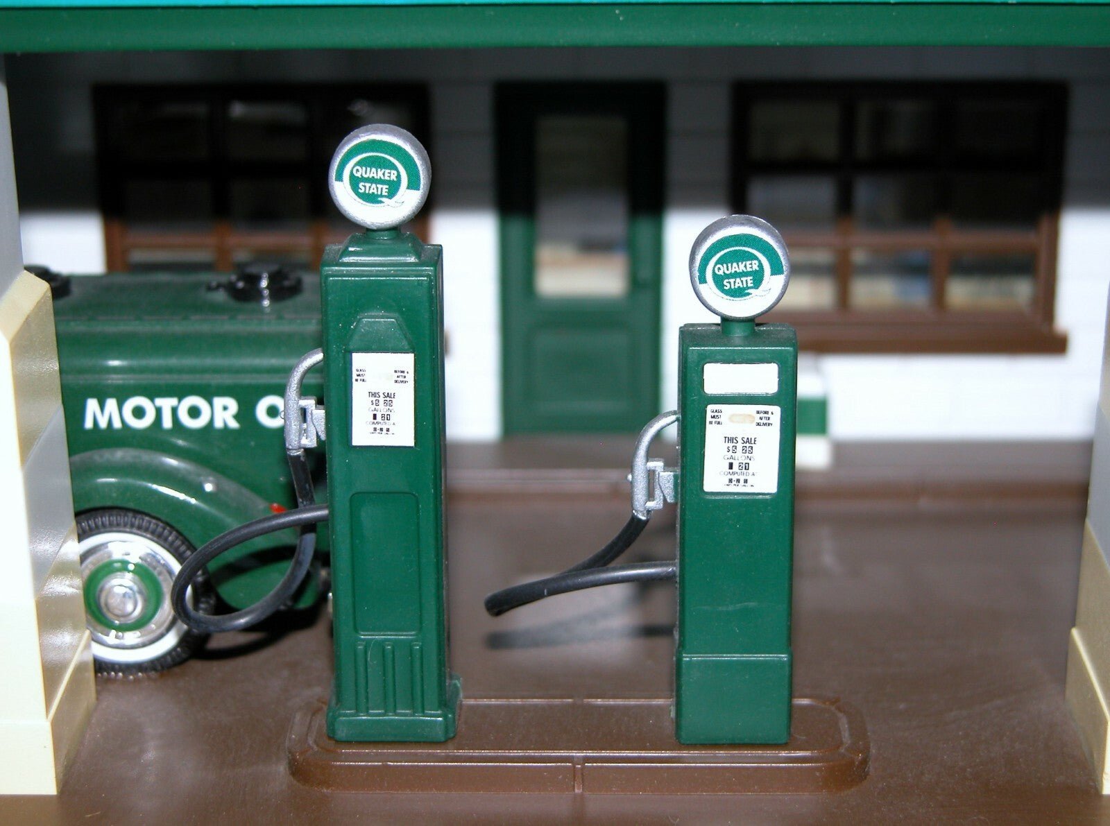 2001 Golden Wheel Quaker State Gas Station Die - o - rama - FranksFunkyStuff