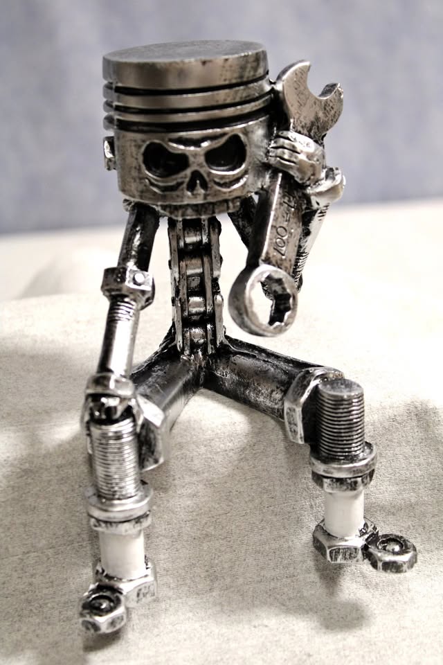 Piston Man Sculpture, Skull Gear Face Tabletop Mechanic with Wrench
