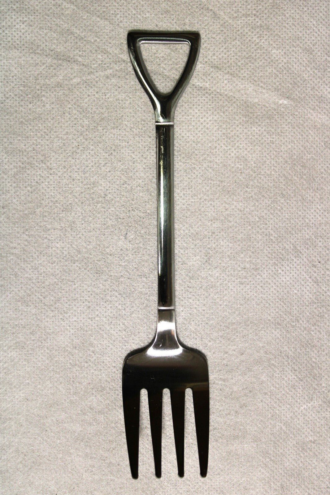 418228