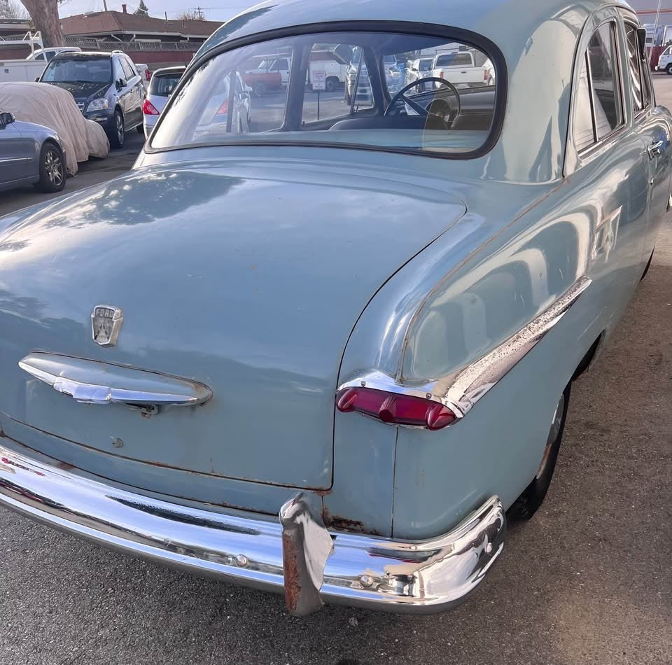 1951 Ford Shoe Box 11