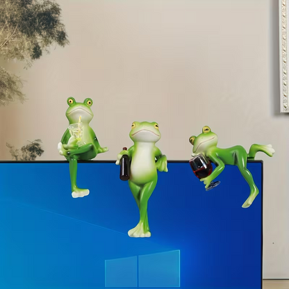 NEW Three Whimsical  Frog Sculptures with Drinks  3 Piece Set5