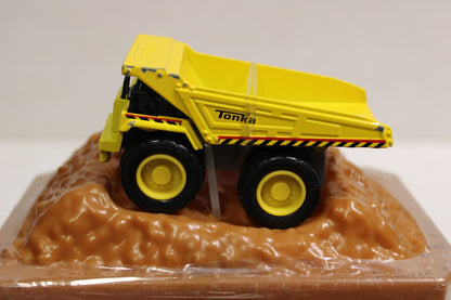 418153
