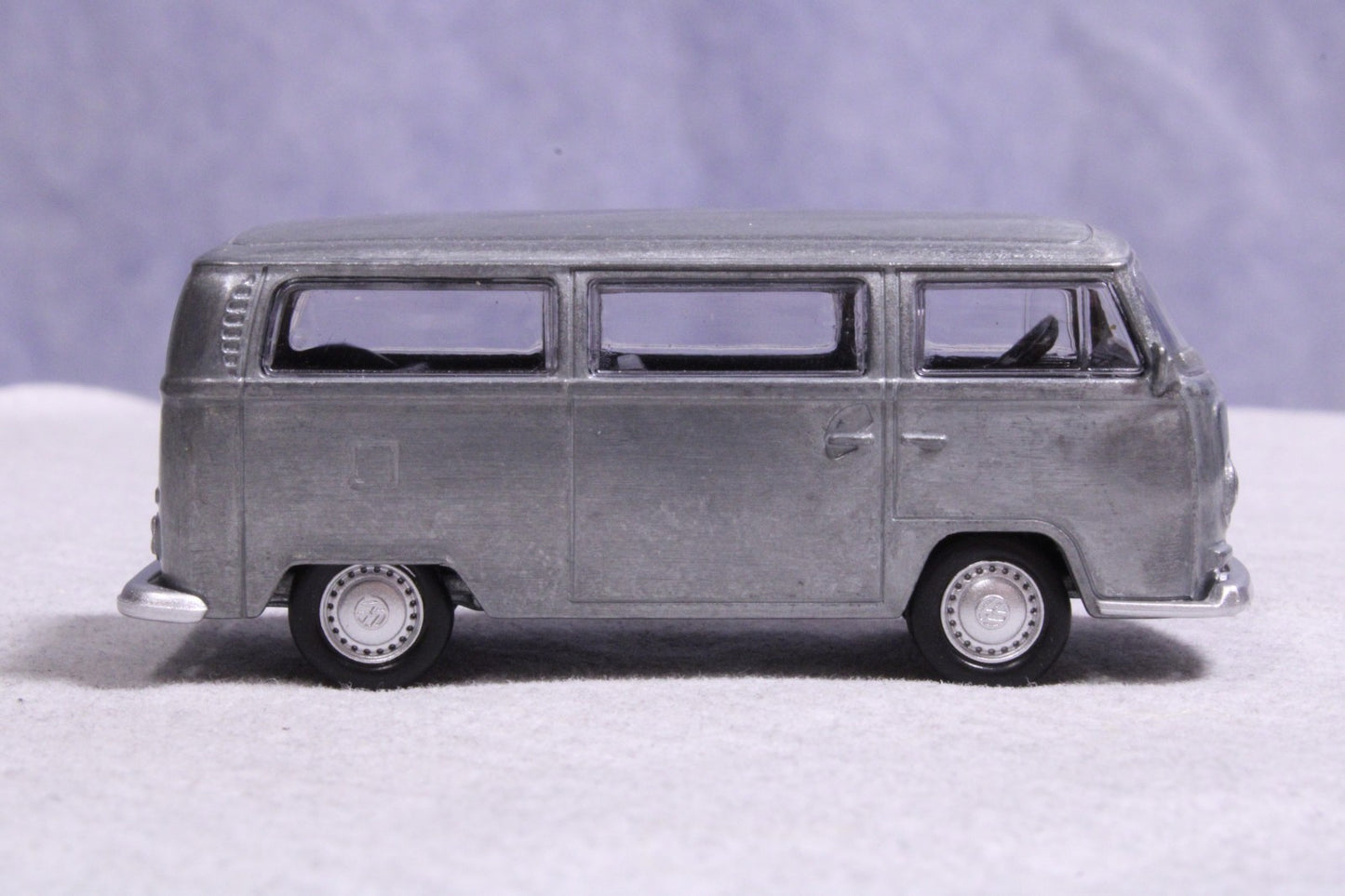 NEW  Licensed Volkswagen Type 2 Bus, Two Buses in Factory Box1