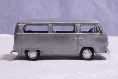 NEW  Licensed Volkswagen Type 2 Bus, Two Buses in Factory Box1