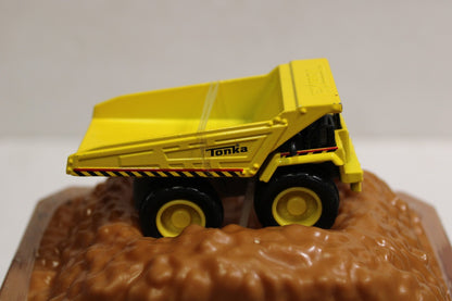 418153