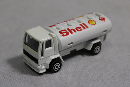 418182