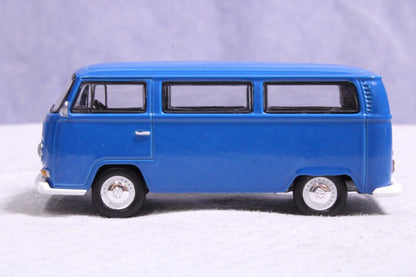 NEW  Licensed Volkswagen Type 2 Bus, Two Buses in Factory Box8