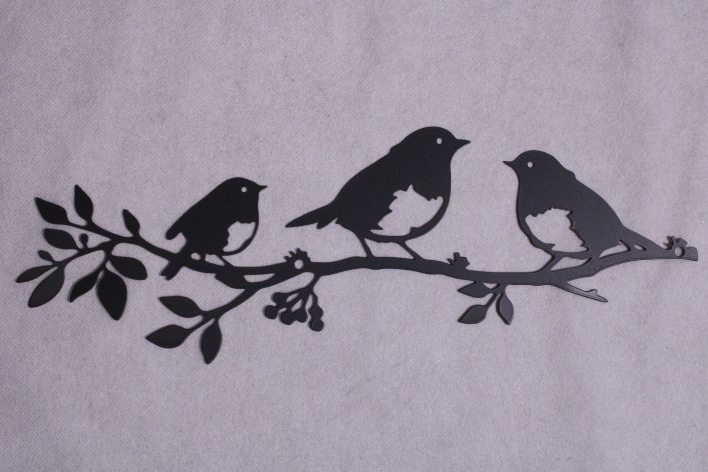 NEW  5 Birds On 2 Branches Metal Wall Decorations5