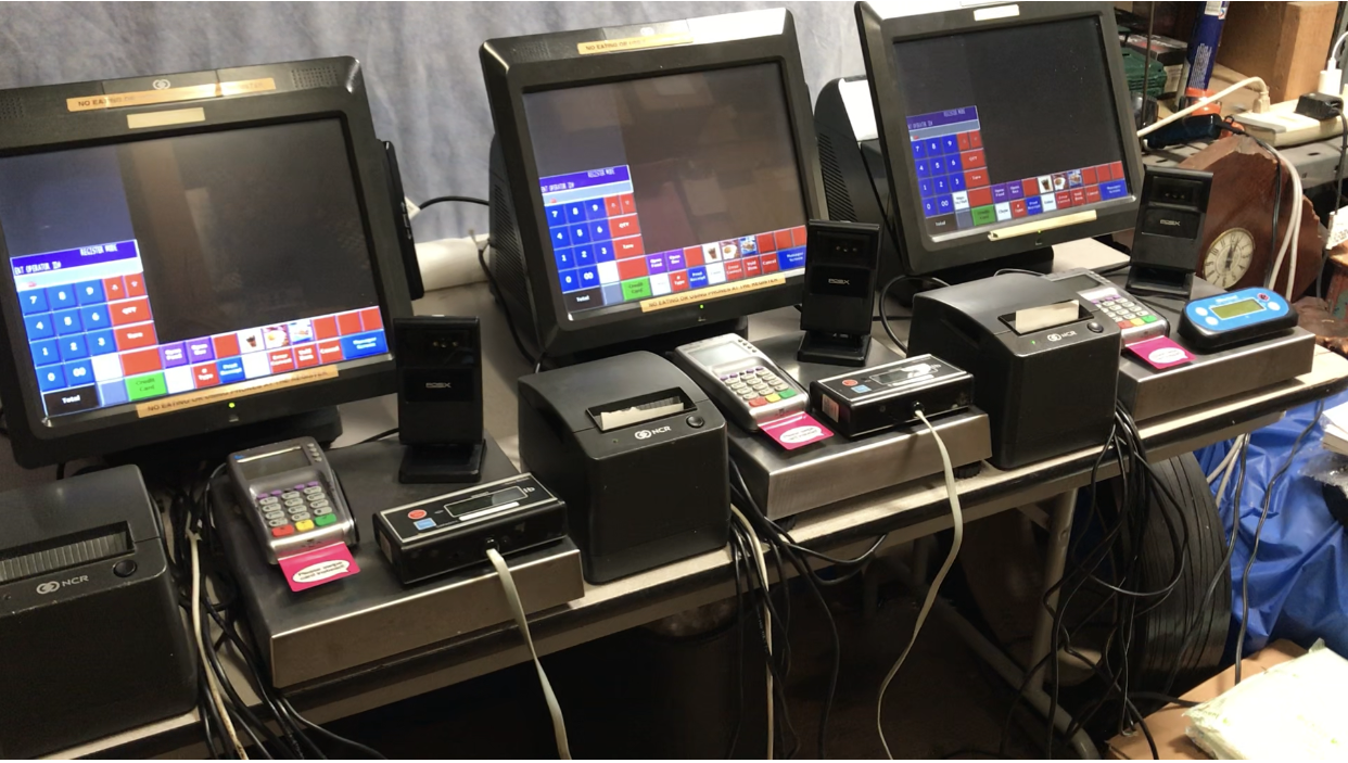 NCR Model 7403  Point-of-Sale Terminals with Printers, Scanners and Weight Scale1
