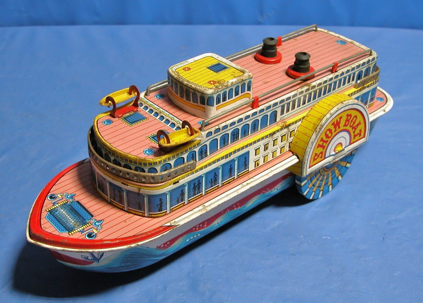 BATTERY OPERATED SHOWBOAT 1960'S MODERN TOY CO. JAPAN - FranksFunkyStuff