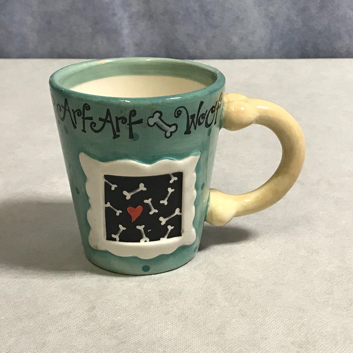 Ceramic Coffee Cup Bow Wow Woof Arf Arf Dog Bones - FranksFunkyStuff