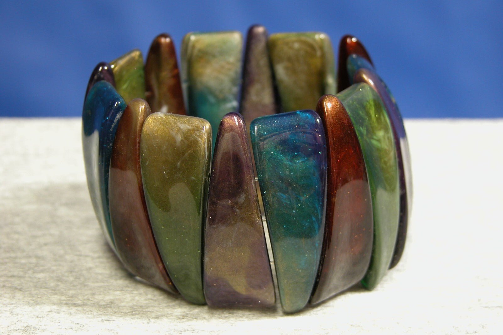 Dangling Faux Abalone Shell Pieces 1970's Multi - color bracelet - FranksFunkyStuff