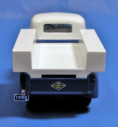 Liberty Classics 1952 Chevrolet Goodyear Pick Up Bank 1:25 Scale Die - Cast 23030 - FranksFunkyStuff