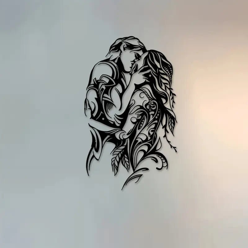 NEW Couple Hugging Metal Sculpture, Silhouette - FranksFunkyStuff