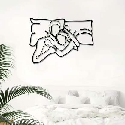 NEW Loving Couple Minimalist Metal Wall Silhouette - FranksFunkyStuff
