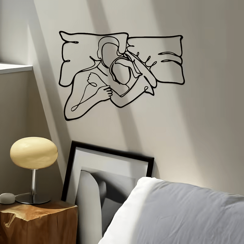 NEW Loving Couple Minimalist Metal Wall Silhouette - FranksFunkyStuff