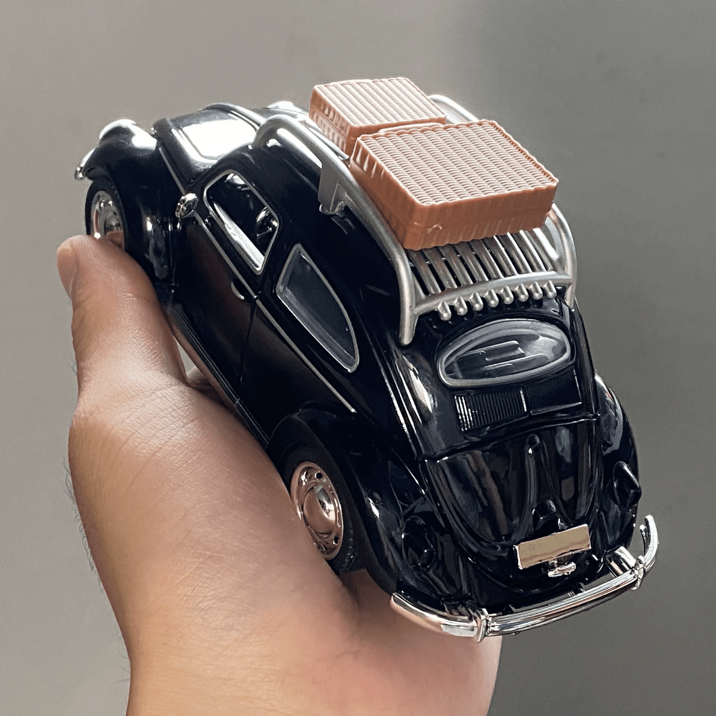 NEW Volkswagen Bug Die Cast W/ Opening Doors , Hood and Decklid W/luggage - FranksFunkyStuff