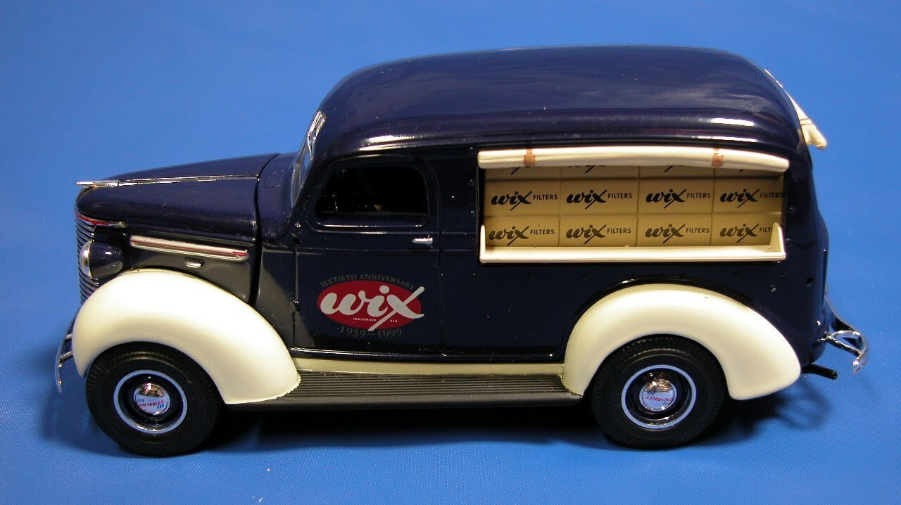 NEW WIX 1939 Die Cast Chevrolet Canopy Panel & Oil Filter Banks  99074 - FranksFunkyStuff