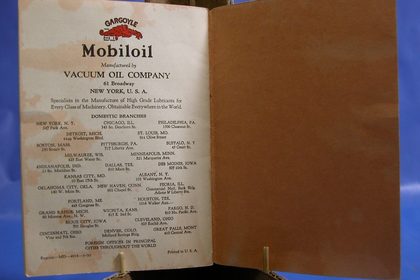 ORIGINAL 1929 Gargoyle/Mobiloil/Vacuum oil company Oil information book - FranksFunkyStuff
