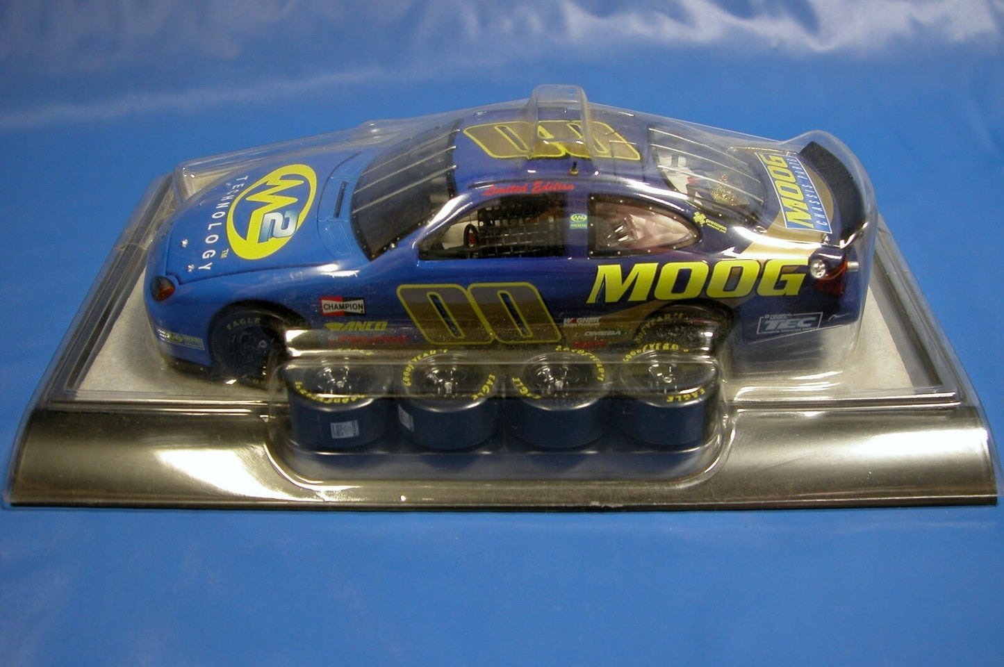 Racing Champions Moog M2 Technologies Nascar Ford Taurus Nascar number 00 1/24 - FranksFunkyStuff