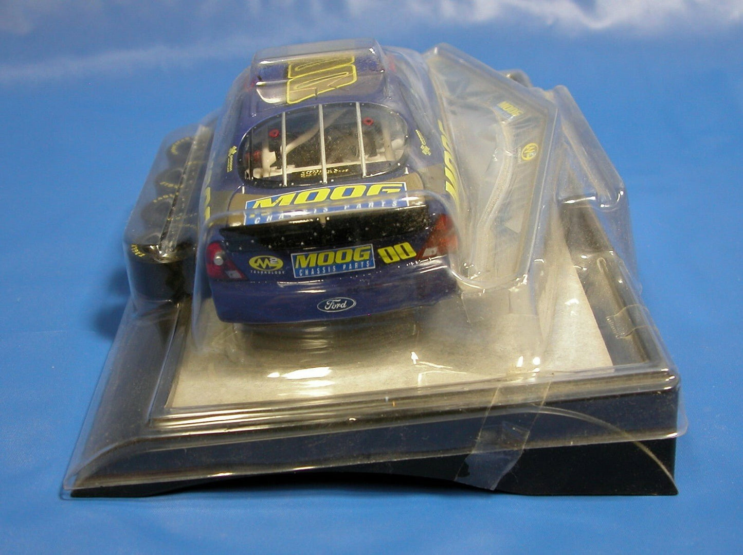 Racing Champions Moog M2 Technologies Nascar Ford Taurus Nascar number 00 1/24 - FranksFunkyStuff