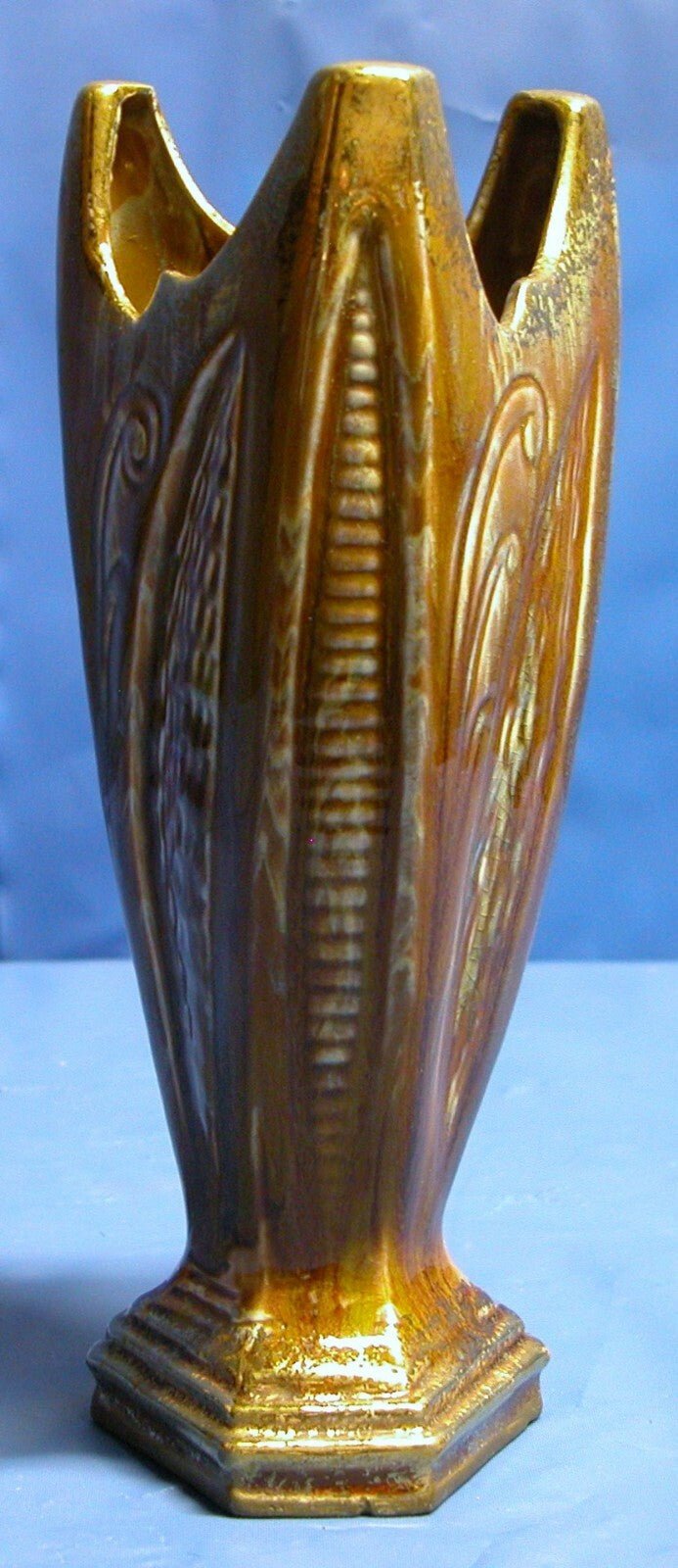 Three Sided Triangular Shape Ceramic Vase - FranksFunkyStuff