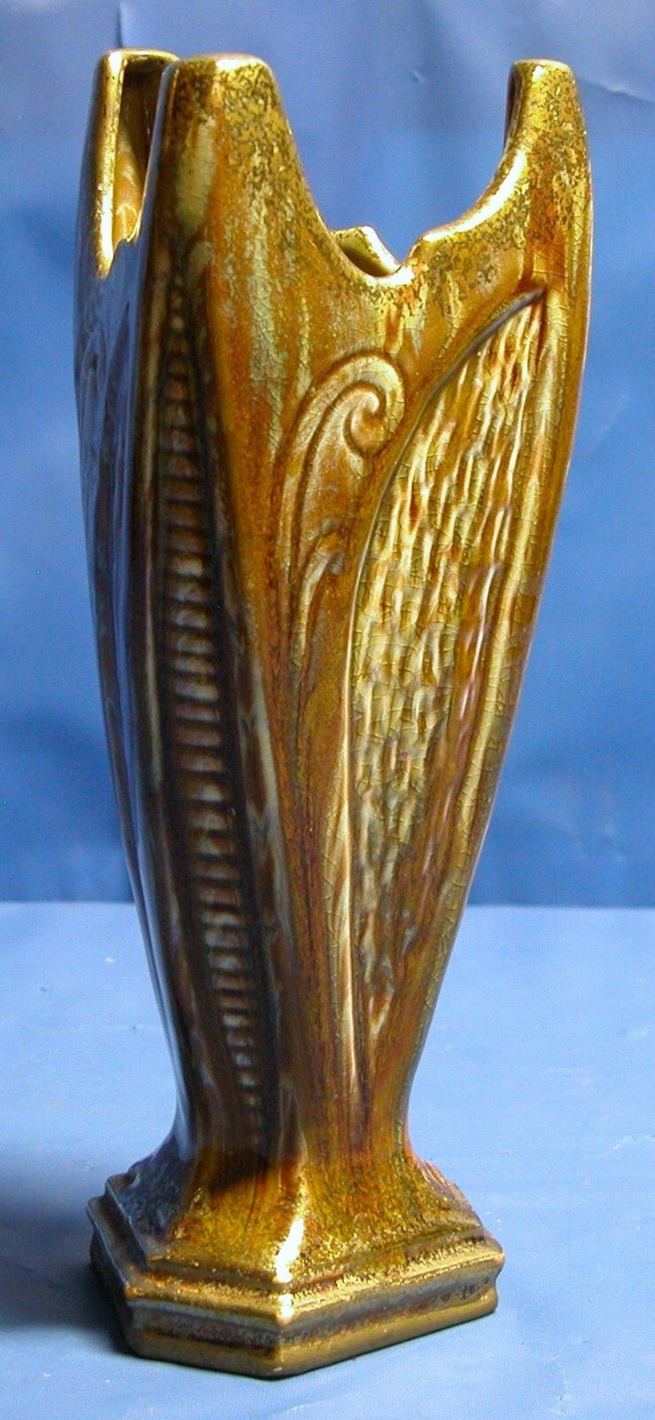 Three Sided Triangular Shape Ceramic Vase - FranksFunkyStuff