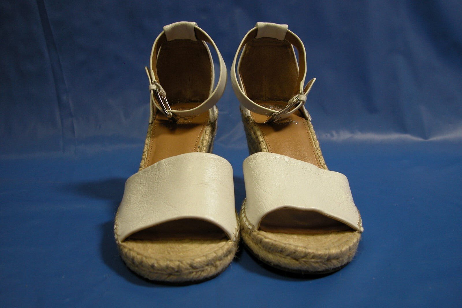 Vince Camuto womens Leera Espadrille Wedge Sandal 9M US - FranksFunkyStuff