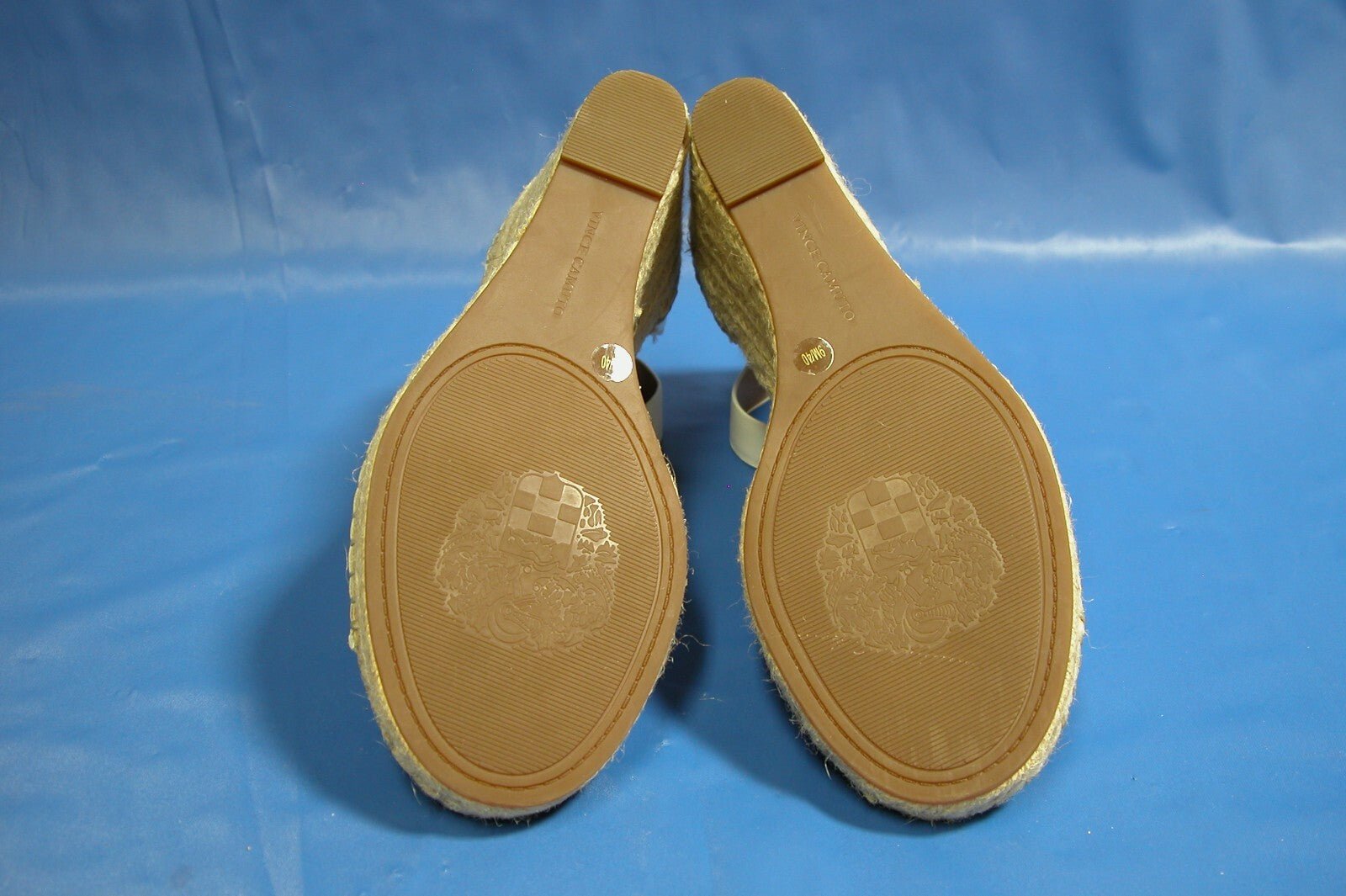 Vince Camuto womens Leera Espadrille Wedge Sandal 9M US - FranksFunkyStuff