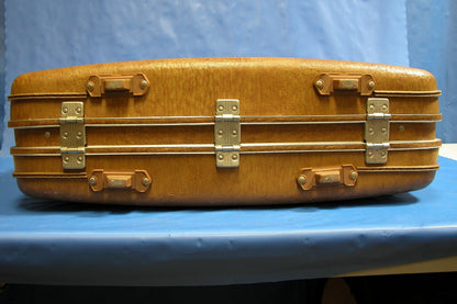 Vintage 1970's Airway Hardcase Suitcase - FranksFunkyStuff