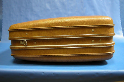 Vintage 1970's Airway Hardcase Suitcase - FranksFunkyStuff