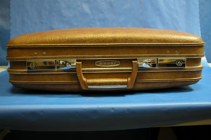 Vintage 1970's Airway Hardcase Suitcase - FranksFunkyStuff