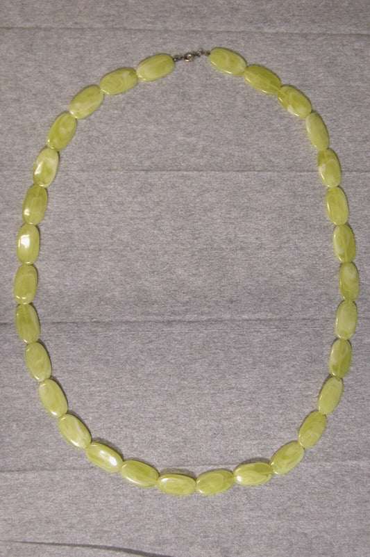 Vintage 1970's Costume Jewlery Lemon Color Stone Necklace - FranksFunkyStuff