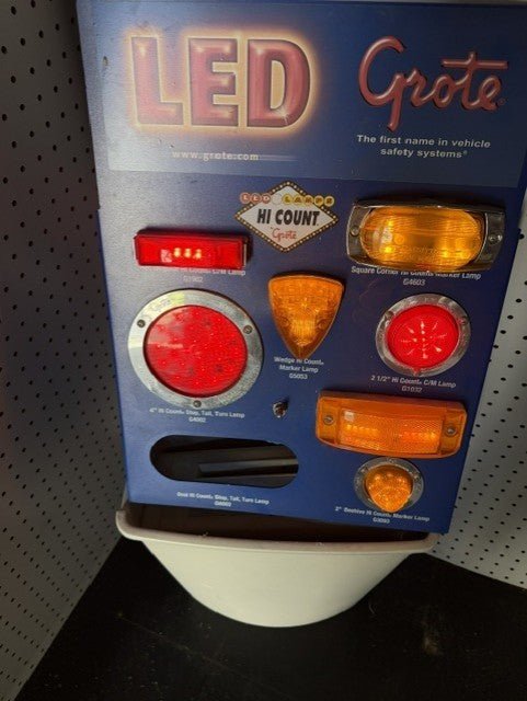 Vintage 1980's Grote Light Display, Retail showroom, Man Cave , Garage ! - FranksFunkyStuff