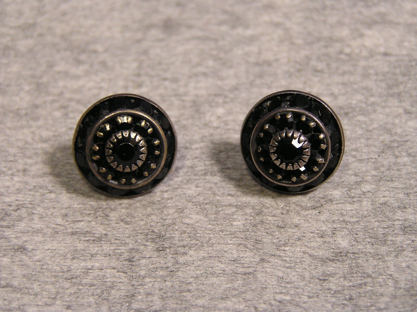 Vintage Ear Ring Studs with Black stones - FranksFunkyStuff