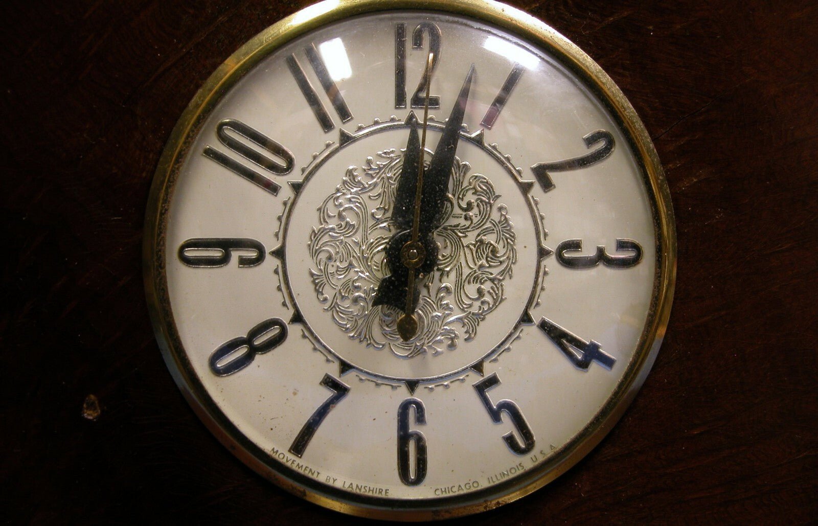 Vintage Lanshire Model t4 California Redwood Mantel Electric Clock Convex Glass - FranksFunkyStuff