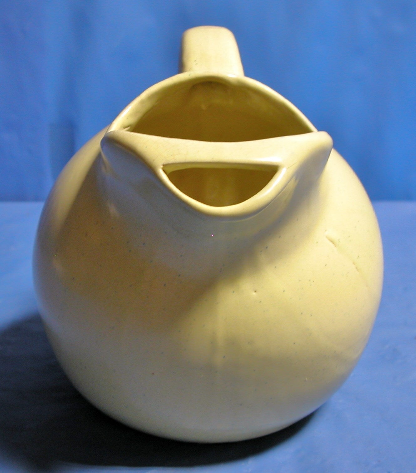 Vintage Pottery Yellow tilt ball water pitcher with ice lip - FranksFunkyStuff